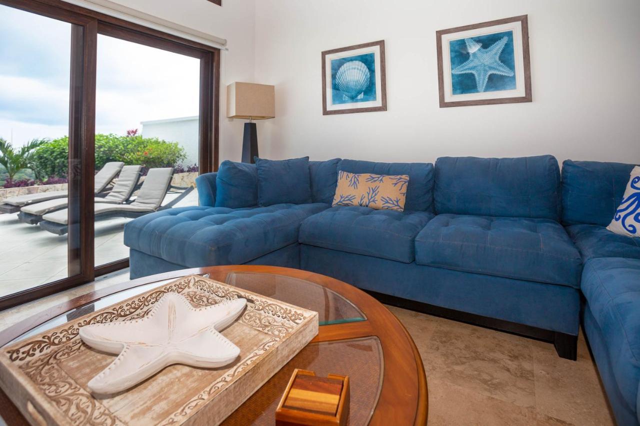 Pristine Bay Villa 1304 With Large Pool - 3 Bedroom Condo French Harbour Bagian luar foto