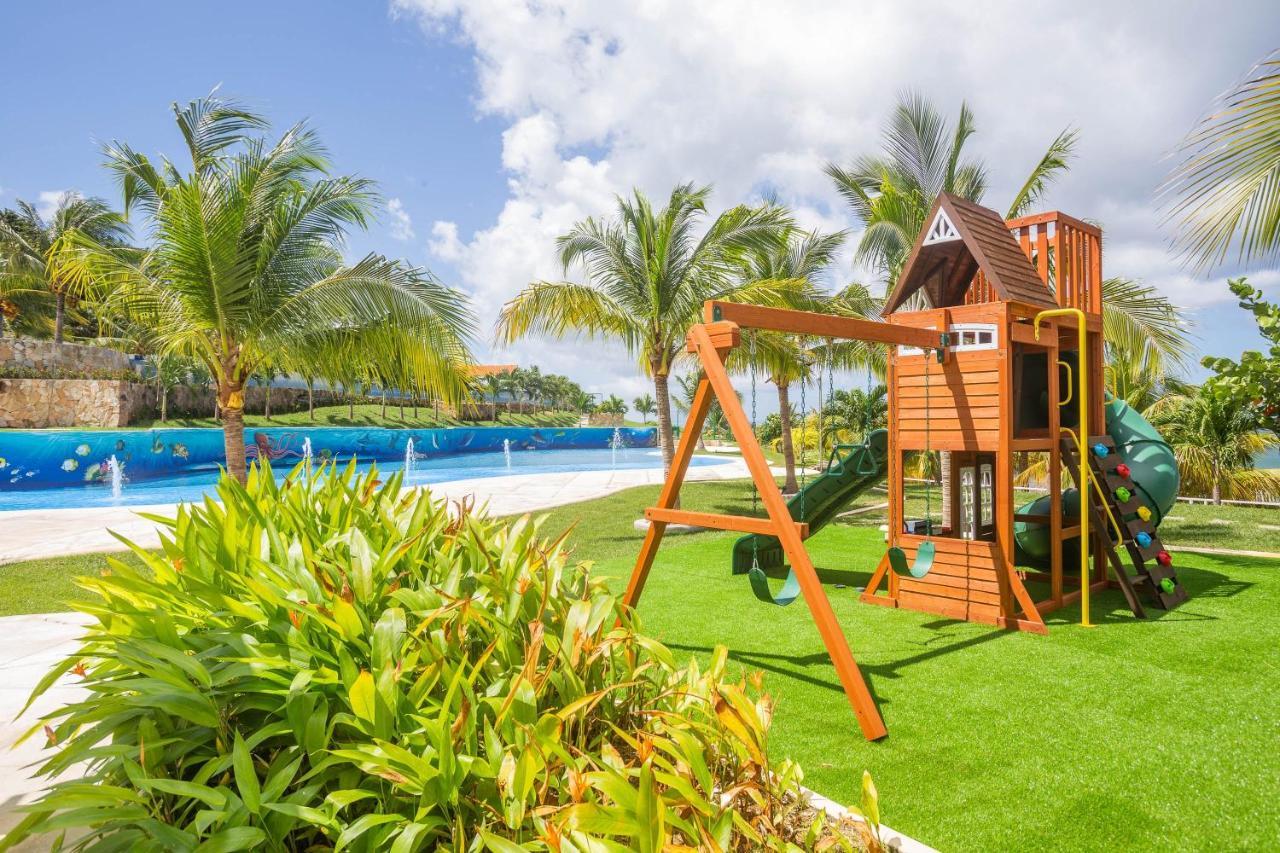 Pristine Bay Villa 1304 With Large Pool - 3 Bedroom Condo French Harbour Bagian luar foto